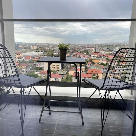 Comfy Nest Apartment- Free Parking تيرانا المظهر الخارجي الصورة