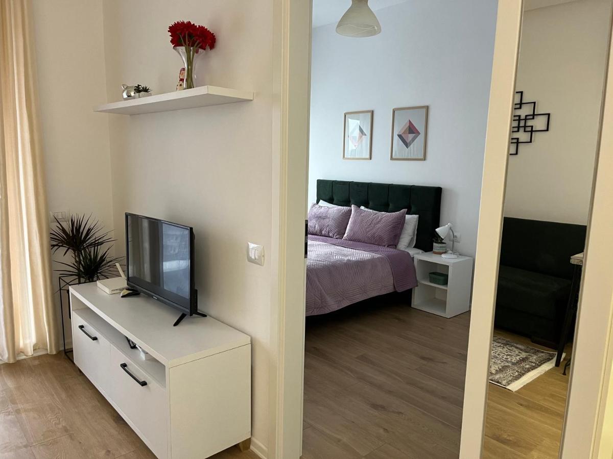 Comfy Nest Apartment- Free Parking تيرانا المظهر الخارجي الصورة